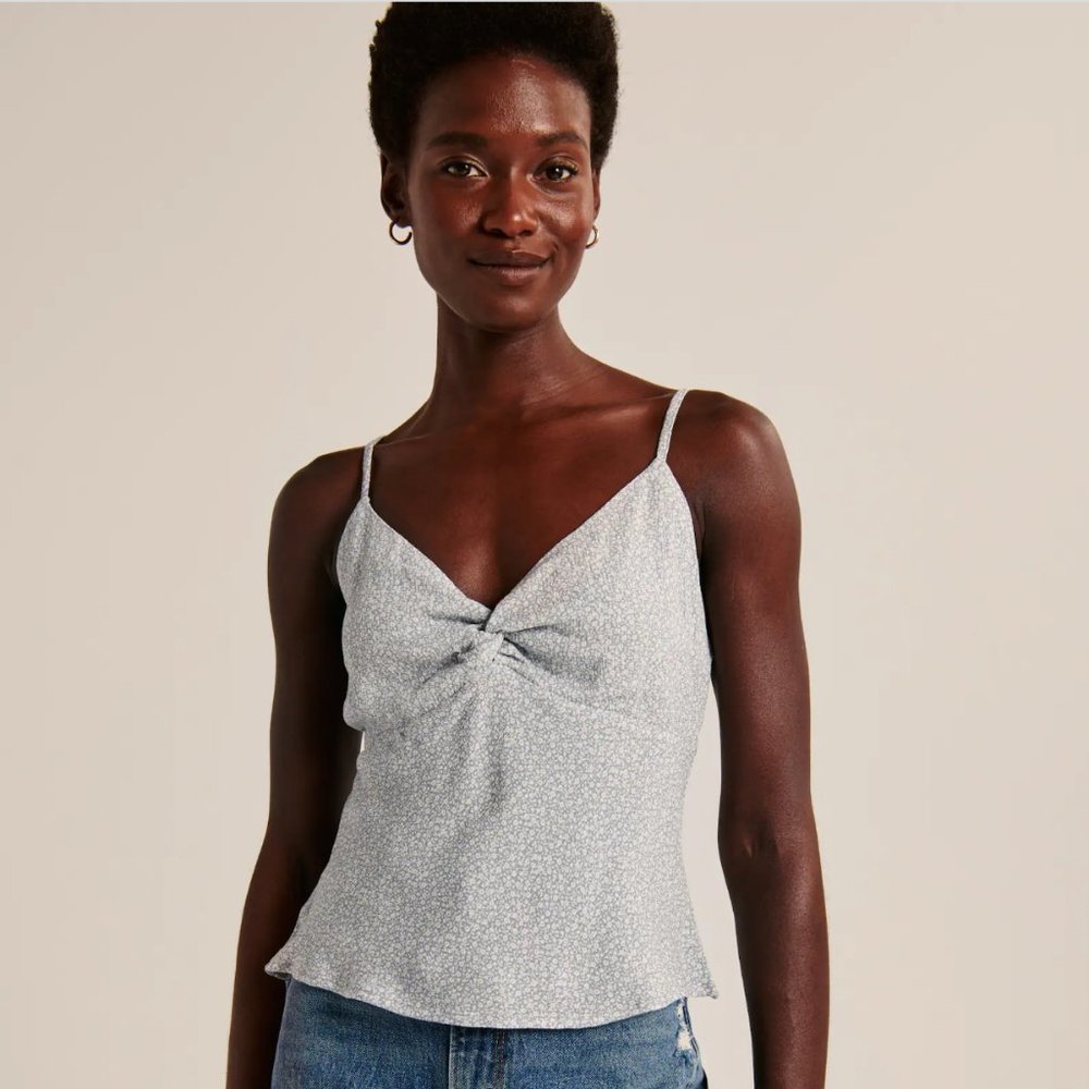 NWT A&F Women's Twist-Front Cami in 'Light Blue Floral'